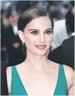  ??  ?? Natalie Portman. Tenía nueve años cuando un empleado de Revlon le preguntó si quería ser modelo, todo esto sucedió en un pizzería.