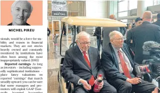  ?? /Reuters ?? Partners in real-time:
Berkshire Hathaway chair Warren Buffett and vice-chair Charlie Munger at the annual Berkshire shareholde­r shopping day in Omaha, Nebraska, in May 2019.