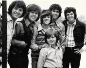  ??  ?? The Osmonds in 1975 (from left): Wayne, Merrill, Donny, Alan, Jay and (front) Jimmy