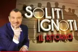  ??  ?? UN SUCCESSO... MONDIALE «Soliti ignoti» nasce dal format Usa «Identity». In Italia il quiz, condotto da Fabrizio Frizzi, è andato in onda dal 2007 al 2008 e dal 2010 al 2012. È stato esportato in altri 19 Paesi.