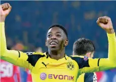  ?? /GETTY IMAGES ?? El francés Ousmane Dembelé, delantero del Borussia Dortmund, se cotiza alto.