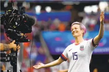  ?? FRANCK FIFE AFP/GETTY IMAGES ?? Megan Rapinoe, capitana de la selección femenil de Estados Unidos campeona de la Copa del Mundo 2019.