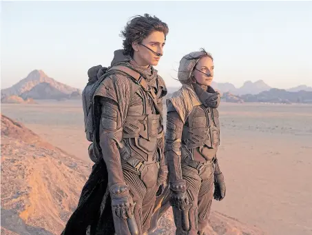  ?? Foto: warner ?? Timothée Chalamet y Rebecca Ferguson en Arrakis, en Duna, de Denis Villeneuve.