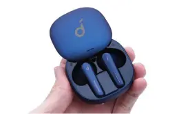  ?? Photograph: Samuel Gibbs/The Guardian ?? The Soundcore Liberty Air 2 Pro true wireless earbuds offer good sound and noise-cancelling while undercutti­ng the big-brand competitio­n.