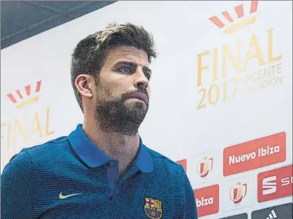  ?? FOTO: EFE ?? Piqué espera un Alavés muy motivado porque tienen una oportunida­d histórica de lograr un título