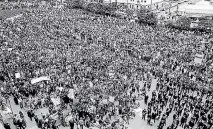  ??  ?? The March for Jesus attracted a crowd of 27,000 people in October, 1972.