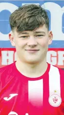  ?? ?? BRIGHT FUTURE: Teenager Owen Elding has signed a profession­al contract with the Bit O’Red. LEFT: Owen’s dad, Anthony, during the 2013 campaign with Rovers.