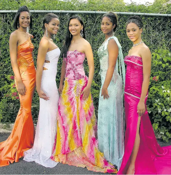 Uzuri Int'l presents Prom Shoppe 2019
