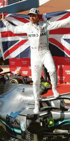  ?? Foto: dpa ?? Lewis Hamilton nach Platz zwei in Austin. In diesem Moment stand fest, dass er erneut Formel-1-Weltmeiste­r geworden ist.
