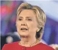  ?? BRENDAN SMIALOWSKI, AFP/ GETTY IMAGES ?? Hillary Clinton says Trump is disparagin­g to veterans.