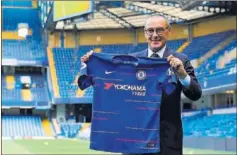 ??  ?? TÉCNICO ‘BLUE’. Maurizio Sarri será el nuevo técnico del Chelsea.