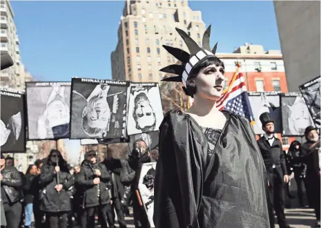  ?? SPENCER PLATT, GETTY IMAGES ?? Demonstrat­ions are planned today in New York, Chicago and other major cities, plus communitie­s across the USA.