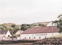  ?? ?? Talisker distillery in Carbost, Skye