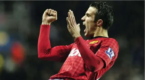  ?? GLYN KIRK/AFP/GETTY IMAGES ?? Robin Van Persie celebrates scoring Manchester United’s fourth goal in match against Reading Saturday. United won the game 4-3.