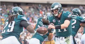  ??  ?? Philadelph­ia, with quarterbac­k Carson Wentz, has outscored opponents 47-9 in the first quarter this season. BILL STREICHER, USA TODAY SPORTS