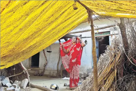  ?? ANSHUMAN POYREKAR/HT PHOTO ?? Sarpanch Tulsabai Sankhwad, who is from the Masan Jogi community of Arjapur village, in Nanded. After becoming the sarpanch, Sankhwad’s first act was to give electricit­y to the Masanjogi gully, a narrow strip of slums the nomadic community had been...