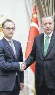  ?? FOTO: IMAGO ?? Bundesauße­nminister Heiko Maas (SPD/links) kam am Mittwochab­end mit dem türkischen Präsidente­n Recep Tayyip Erdogan zusammen.