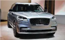  ?? DEREK McNAUGHTON ?? The 2020 Lincoln Aviator is seriously high-tech.