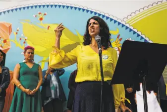  ??  ?? San Francisco Supervisor Hillary Ronen (center) accuses the gallery’s landlord of trying to “squeeze every dollar out of this building” while “displacing a beloved community institutio­n.”