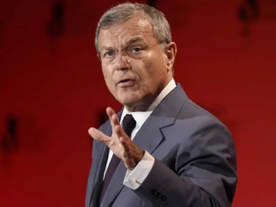  ??  ?? Sir Martin Sorrell, of WPP, is the highest paid of all FTSE 100 chief executives (EPA)