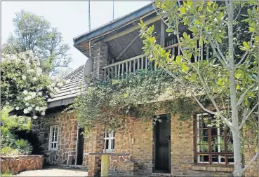  ??  ?? FAR FROM THE MADDING CROWD: This beautiful property near Pretoria will be auctioned next month. It is just the ideal place for those who are tired of living in the city