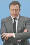  ??  ?? Acuerdo. Elon Musk permanecer­á como director general de Tesla y pagará 20 millones de dólares de multa.