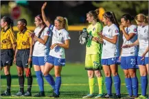  ?? Courtesy of @TmesisFC ?? Captain Yadira Toraya holds up her hand, recognizin­g the fans during Blue Heat pre-game announceme­nts.