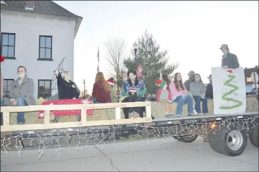  ?? FILE PHOTO ?? The McDonald County High School FFA float appeared in the Pineville Christmas parade on Dec. 5, 2020.