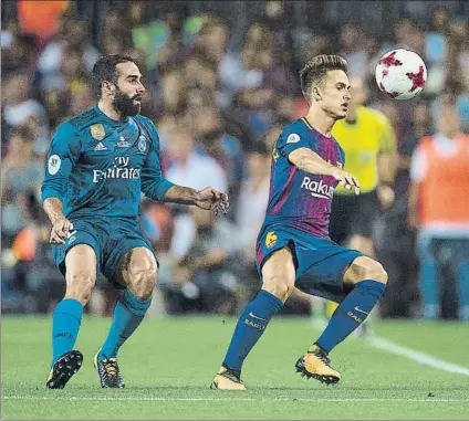  ?? FOTO: PERE PUNTÍ ?? Denis Suárez en la Supercopa de España ante el Real Madrid. Salió en la segunda parte y tuvo una buena actuación