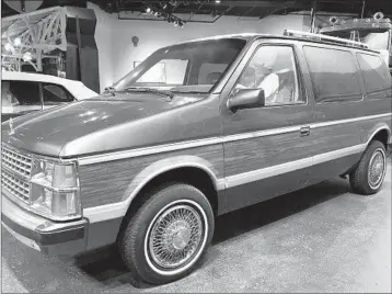  ?? MICHAEL LARIS/FOR THE WASHINGTON POST ?? The Knoche family minivan at the Smithsonia­n’s “America on the Move” exhibit at the National Museum of American History.