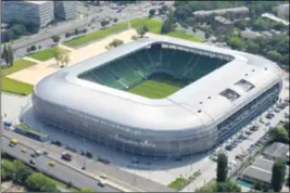  ??  ?? BUDIMPEŠTA Groupama Arena trebala bi biti uzor za gradnju novog stadiona Dinama, koštala je 50 milijuna eura