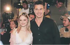  ??  ?? Ana Layevska y Rafael Amaya. Se enamoraron mientras daban vida a “Las dos caras de Ana” (2006) y tras cuatro años de relación confirmaro­n su ruptura.