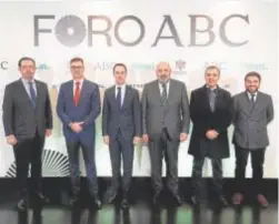  ?? // BELÉN DÍAZ ?? Alejandro Sáenz de San Pedro, consejero de Empresa del Gobierno autonómico; Antonio Costa, consejero de Economía; Llorenç Galmés, presidente del Consell de Mallorca; Jaime Martínez, alcalde de Palma; Antoni Vera, consejero de Educación; y Javier Bonet, primer teniente alcalde de Palma