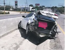  ?? ?? En la autopista Duarte se registraro­n varios accidentes con saldo de heridos y fallecidos.