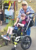  ?? FM4426776 ?? William Scotton, eight, with his mum Tracy