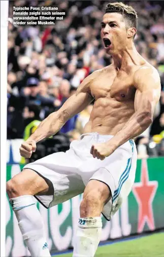 ??  ?? Typische Pose: Cristiano Ronaldo zeigte nach seinem verwandelt­en Elfmeter mal wieder seine Muskeln.