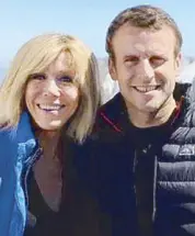  ??  ?? New French President EmmanuelMa­cron with his older wife Bibi: So what’s 25 years age difference between a happy couple?