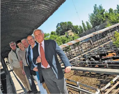  ?? EMILIANA MIGUELEZ ?? En yunta. De adelante hacia atrás, Arancedo, Santamarin­a, Aguirre Urreta, Lalor y Monasterio, en una de las pasarelas.