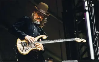  ?? ASSOCIATED PRESS ARCHIVES ?? Les Claypool blends an insane virtuosity on bass with a sense of style and eccentrici­ty that defines his several bands and side projects.