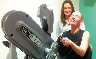  ??  ?? ●● Rob Williams at Belong Macclesfie­ld with exercise instructor Jody Stock