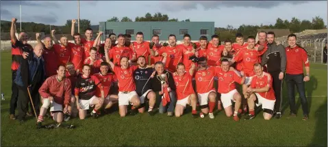  ??  ?? Happy days! Valleymoun­t celebrate after their dramatic victory over Ashford in the Junior ‘A’ football final.