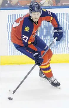  ?? ALAN DIAZ/AP ?? Florida Panthers center Nick Bjugstad skates with the puck against the Nashville Predators, the second of the club’s two losses Friday and Saturday.