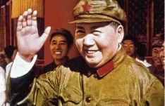  ?? Foto: dpa ?? Januar Die Große Proletaris­che Kulturrevo­lution, die Mao in China ausgerufen hat, ist zum Bürgerkrie­g geworden. Schätzunge­n gehen von insgesamt 400 000 Todesopfer­n im gesam te Land aus, dazu kommen Millionen Folteropfe­r und Vertrieben­e.