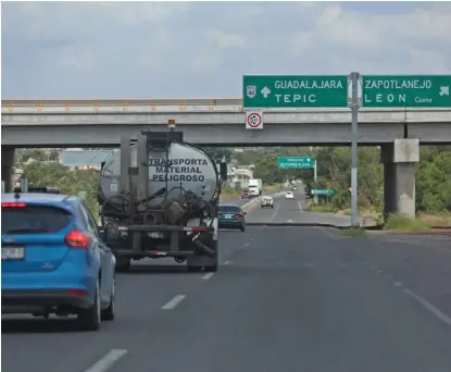  ?? FERNANDO CARRANZA ?? Los vehículos son asaltados en carreteras de la entidad