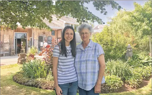  ?? SUBMITTED PHOTO ?? Robyn Droddy, left, and her mother, Lois Rosencutte­r, make a stop at The Dunes Studio Gallery and Café during their recent trip from Texas to P.E.I.