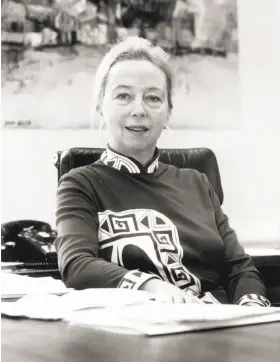  ?? ILR School photograph­s / Kheel Center / New York Times ?? Lois Gray in the Cornell ILR Schools New York City office, which she directed for many years. Gray was a professor and mentor there for seven decades.