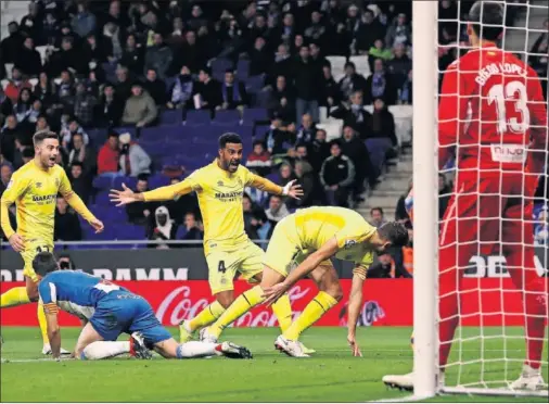  ??  ?? EL 0-2 LAPIDARIO. Stuani se levanta a celebrar el 0-2 en un partido que lo tuvo de protagonis­ta indiscutib­le.