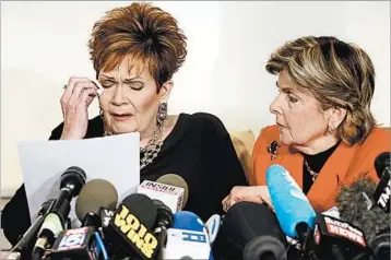  ?? RICHARD DREW/AP ?? During a news conference, Beverly Young Nelson, left, and attorney Gloria Allred present allegation­s against Roy Moore.