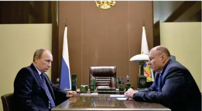  ?? FOTO: ALEXEI DRUZHININ/ LEHTIKUVA ?? Vladimir Potanin har goda förhålland­en med Rysslands president Vladimir Putin. De brukar bland annat spela ishockey tillsamman­s.
■