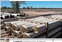  ??  ?? CAMBIOS. Instalacio­nes de filtrado de aguas de ABSA que han sido modernizad­as. Tubos para la ampliación del establecim­iento depurador Rivadavia en Mendoza.